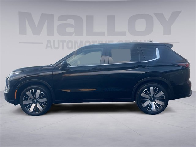 Used 2025 Mitsubishi Outlander SEL image 6