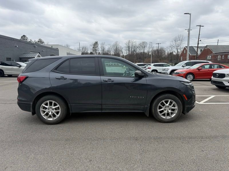 Used 2022 Chevrolet Equinox LS w/ LS Convenience Package image 5
