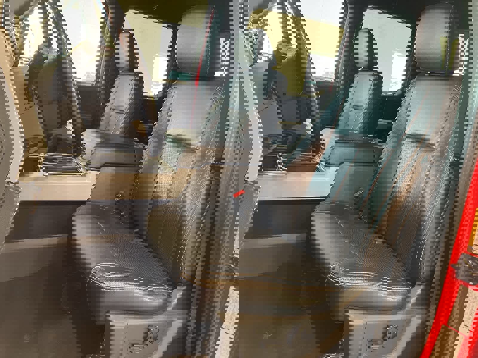 Used 2022 Ford F250 Lariat image 12