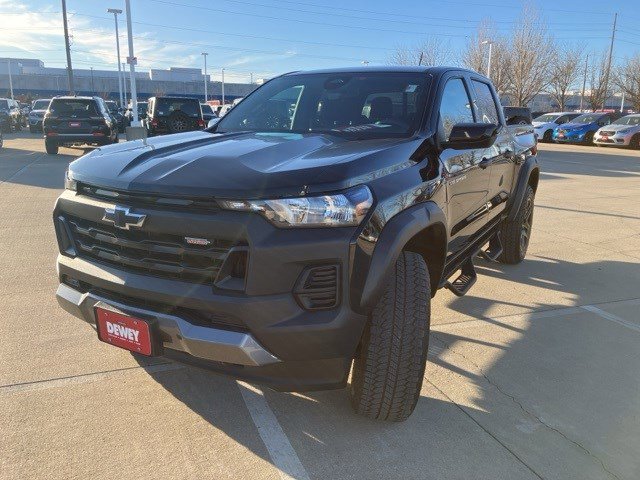 Used 2024 Chevrolet Colorado Trail Boss w/ Advanced Trailering Package image 3