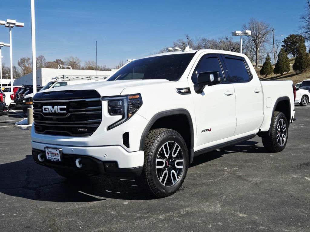 Used 2025 GMC Sierra 1500 AT4 w/ AT4 Premium Package image 7