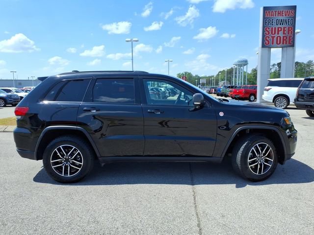 Used 2021 Jeep Grand Cherokee Trailhawk AWD/4WD image 2