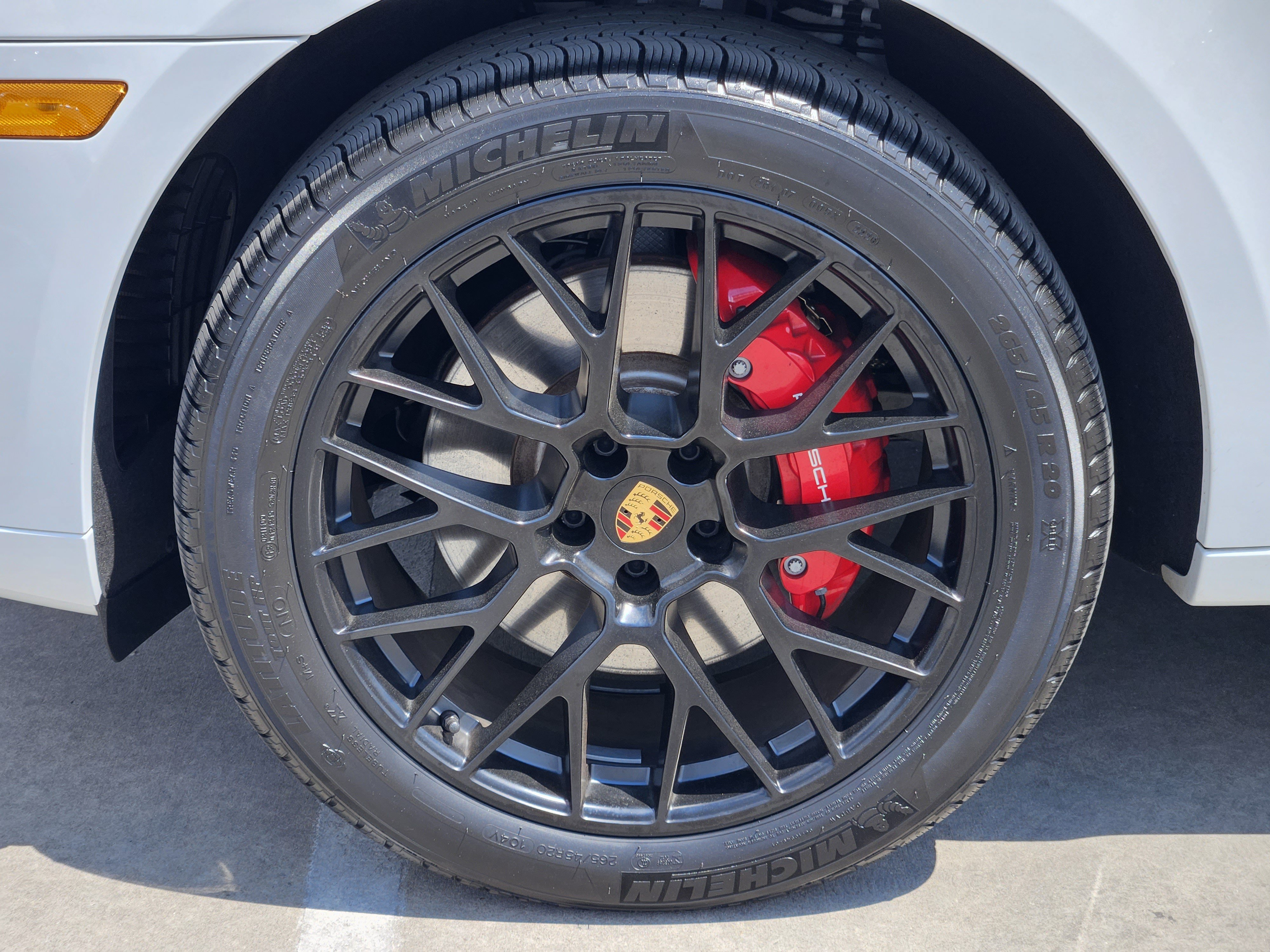 Certified 2021 Porsche Macan GTS AWD/4WD image 14