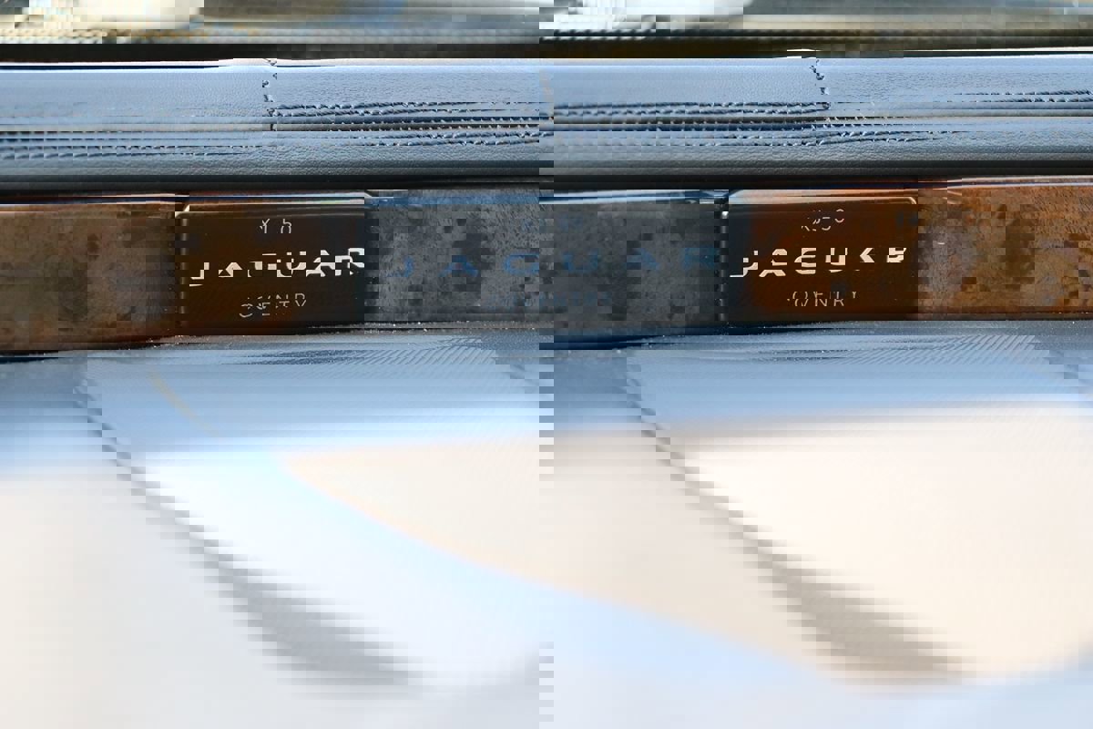 Used 2019 Jaguar XJ L Portfolio image 22