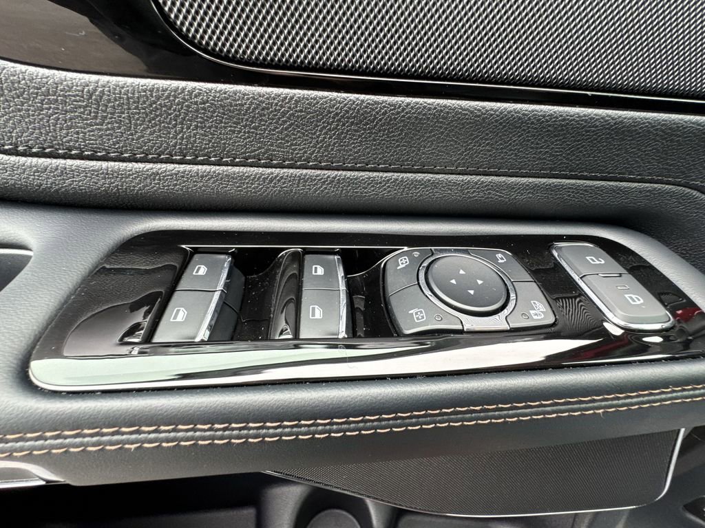 Used 2025 Lincoln Aviator Reserve w/ Jet Appearance Package image 13