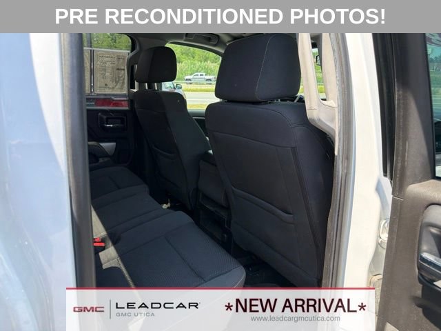 Used 2018 Chevrolet Silverado 1500 LT w/ All Star Edition AWD/4WD image 13