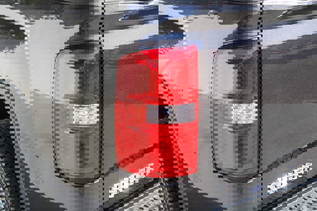 Used 2015 GMC Sierra 1500 SLT w/ SLT Crew Cab Value Package RWD image 10