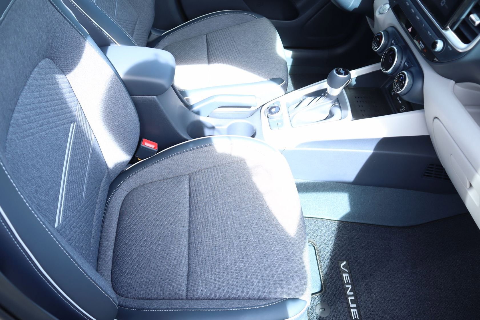 New 2026 Hyundai Venue SEL image 17