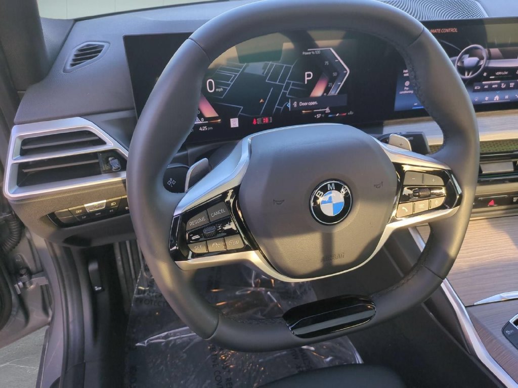 Used 2026 BMW 330i xDrive Sedan AWD/4WD image 19
