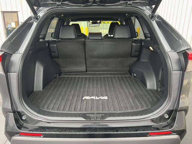 Used 2021 Toyota RAV4 XSE w/ XSE Grade Weather Package image 8