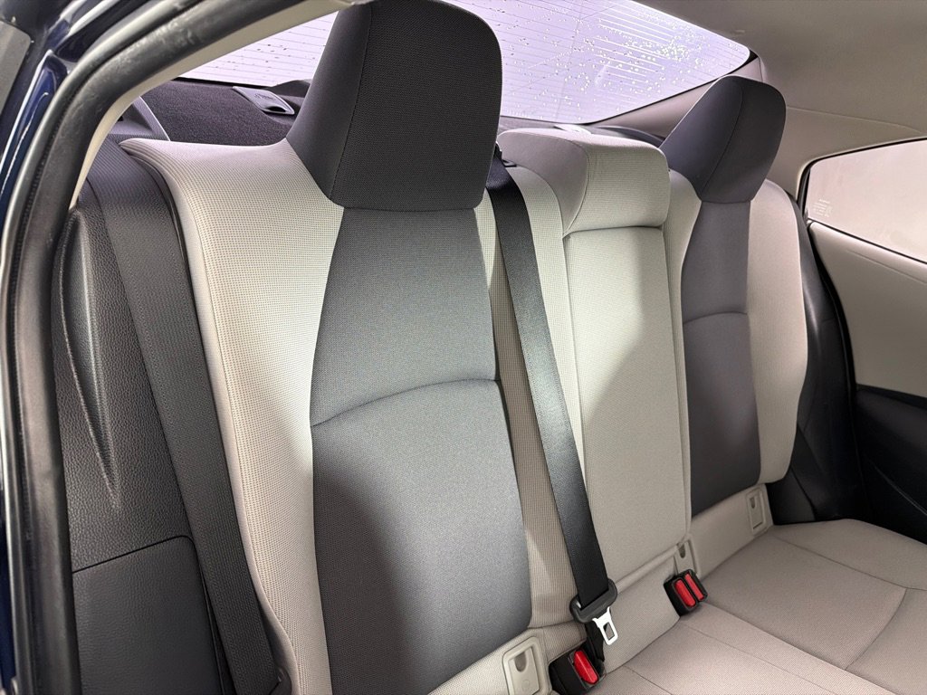 Used 2021 Toyota Corolla LE image 22
