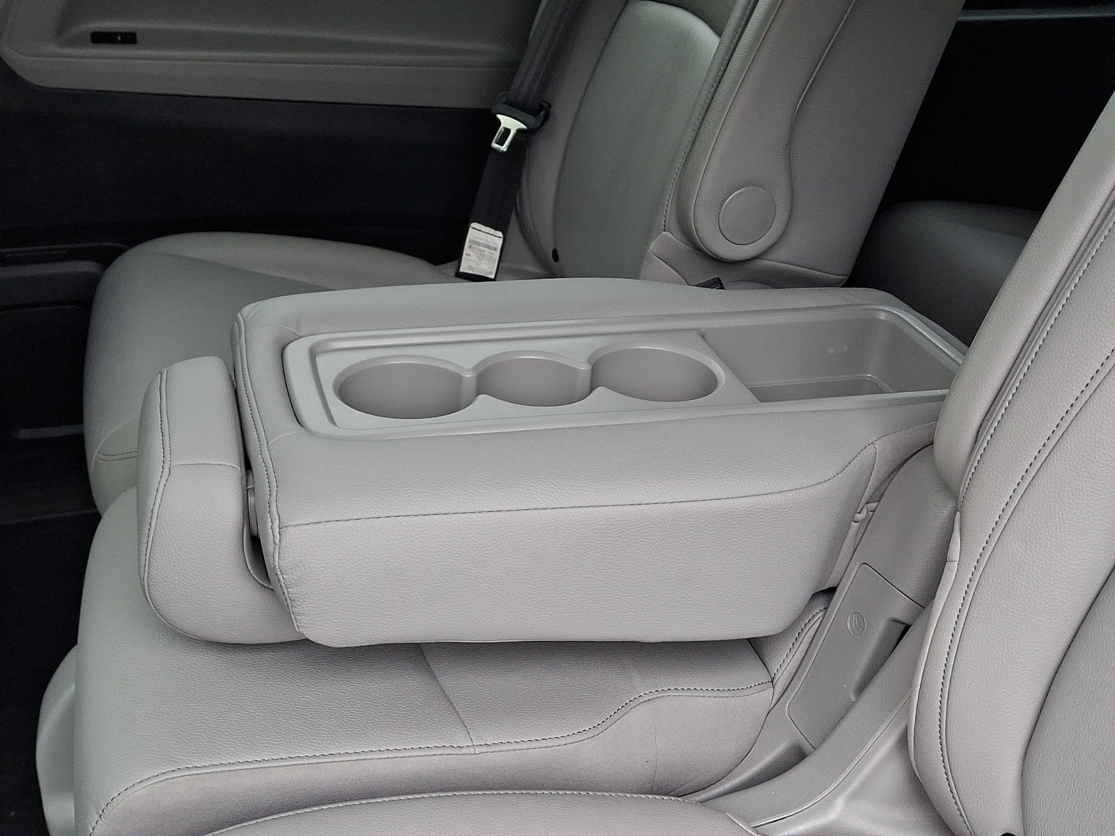 Used 2023 Honda Odyssey EX-L image 12