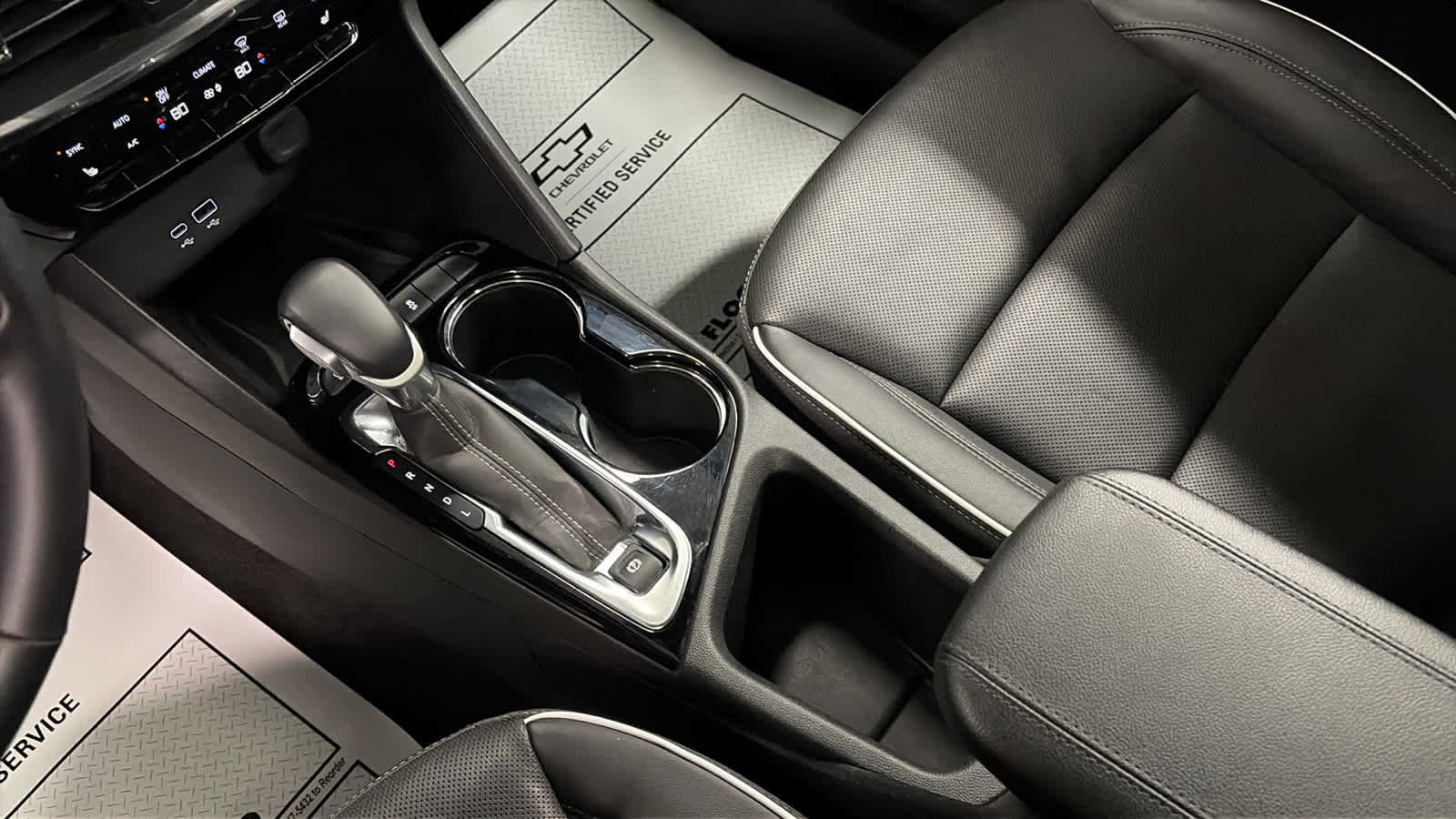 Certified 2024 Buick Encore GX Avenir w/ Avenir Technology Package image 21