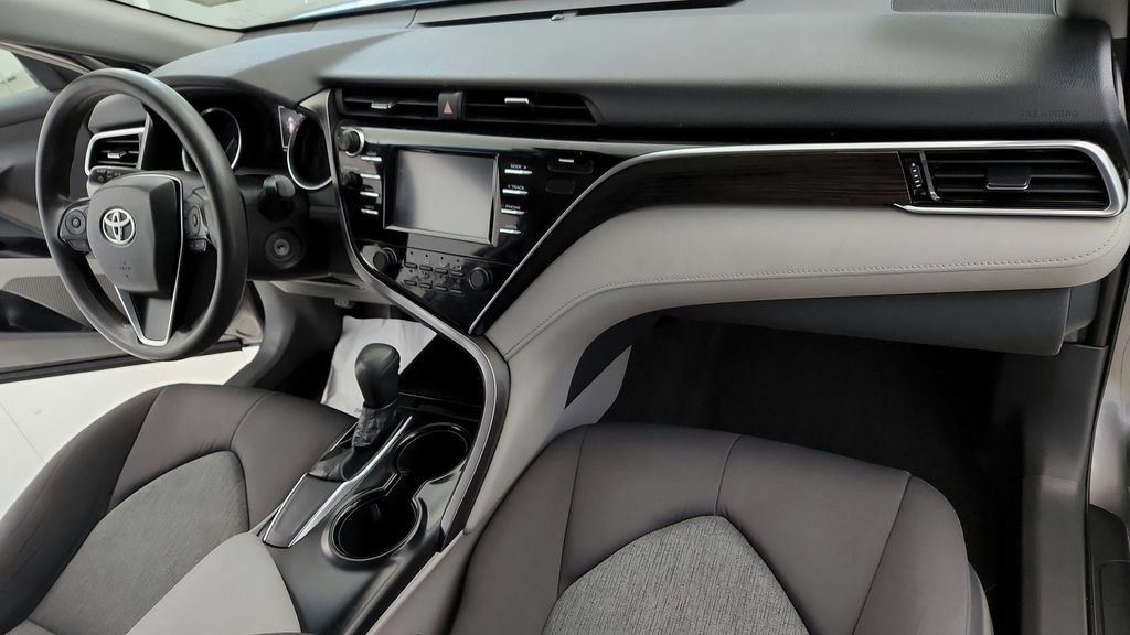 Certified 2018 Toyota Camry LE FWD image 16