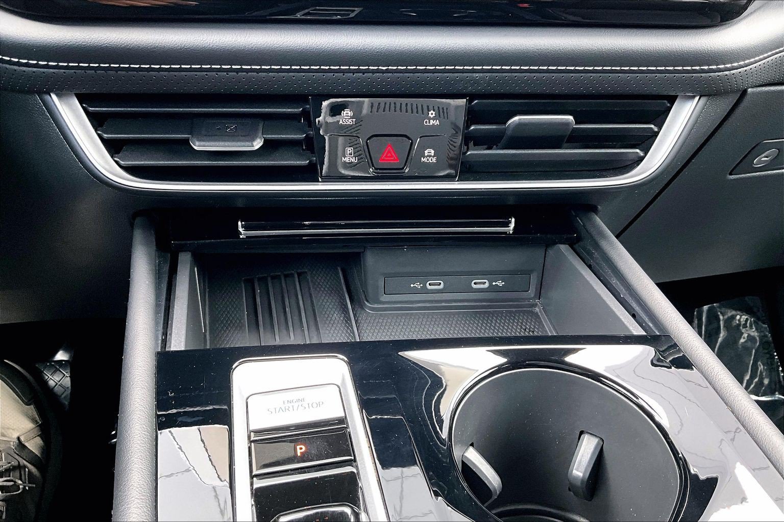Used 2026 Volkswagen Atlas SE FWD image 33