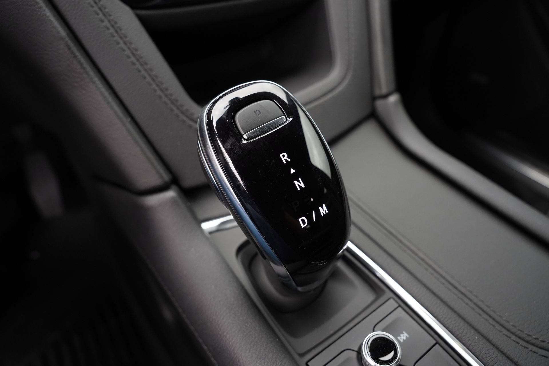 New 2026 Cadillac XT5 Luxury w/ LPO, Floor Liner Package image 14