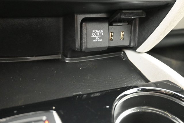 Used 2018 Honda Pilot Elite image 34