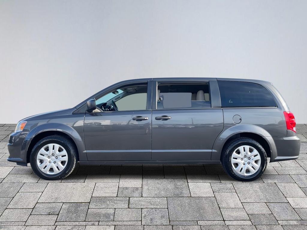 Used 2019 Dodge Grand Caravan SE image 4