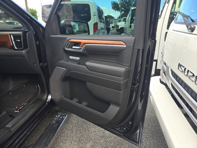 Used 2022 GMC Sierra 1500 Denali AWD/4WD image 11