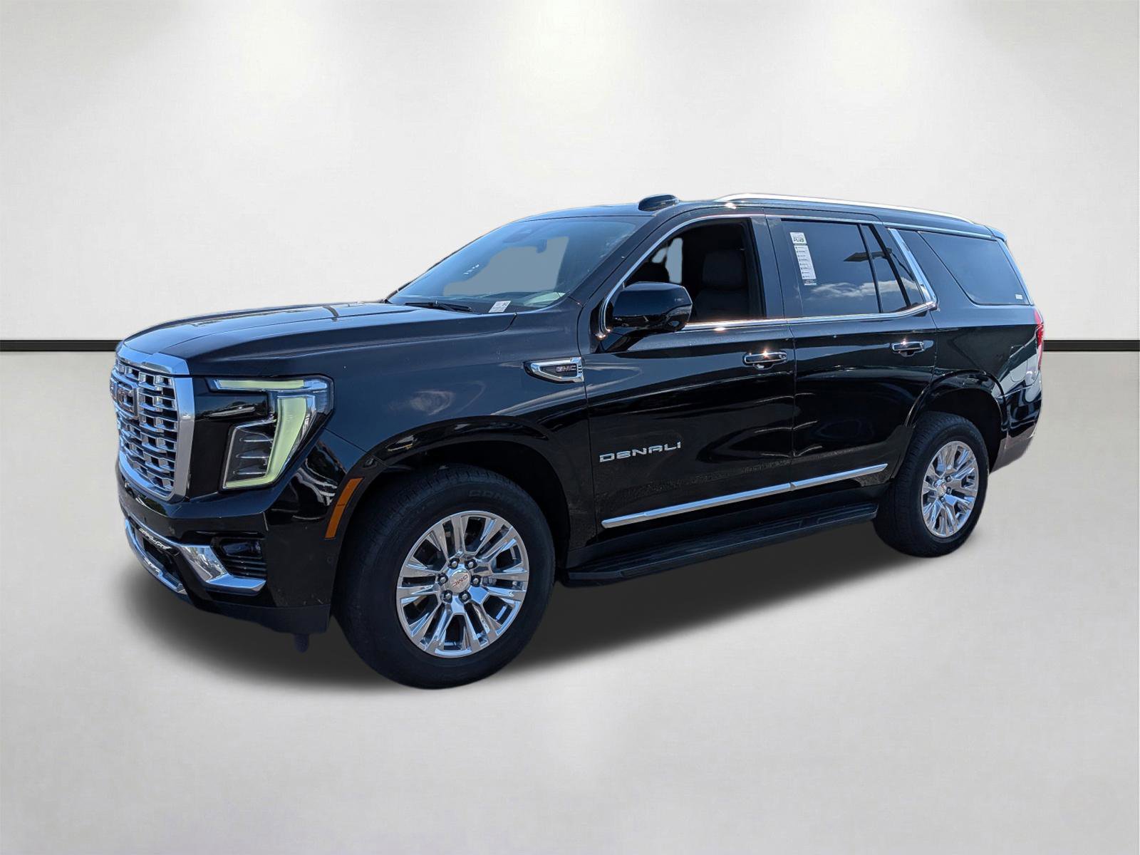 Used 2025 GMC Yukon Denali AWD/4WD image 8