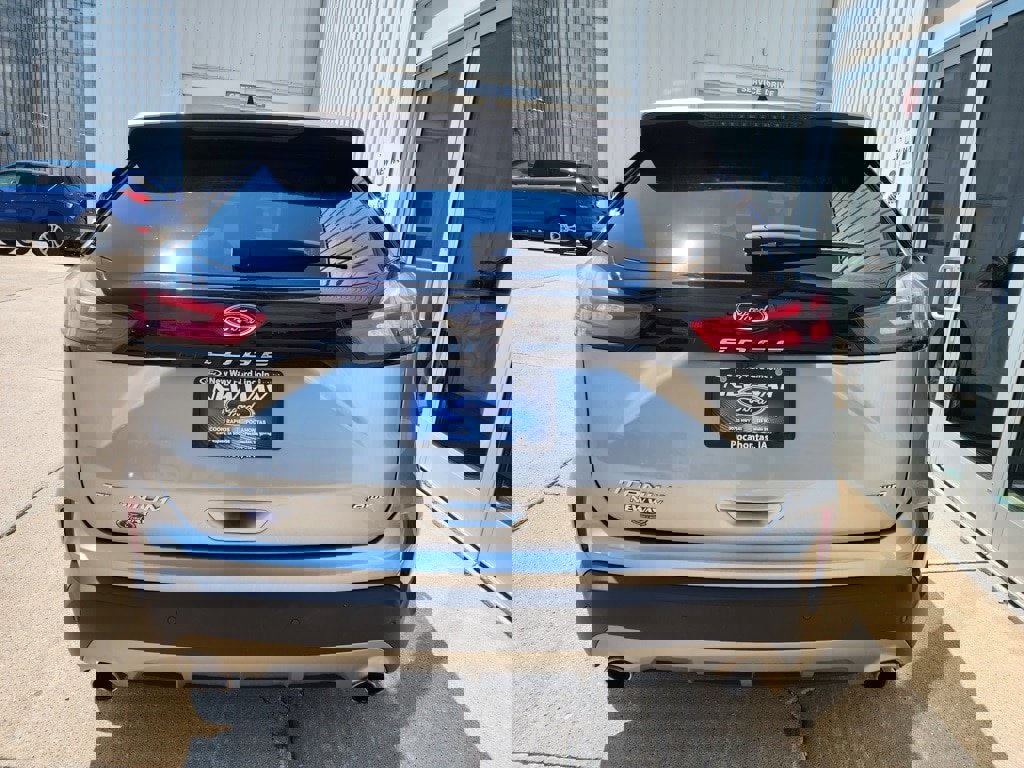 Used 2024 Ford Edge Titanium image 7