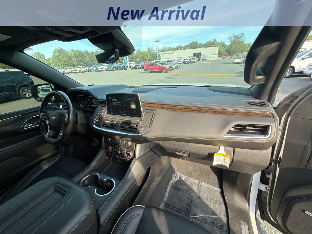 Used 2023 Chevrolet Tahoe Premier w/ Advanced Technology Package AWD/4WD image 3
