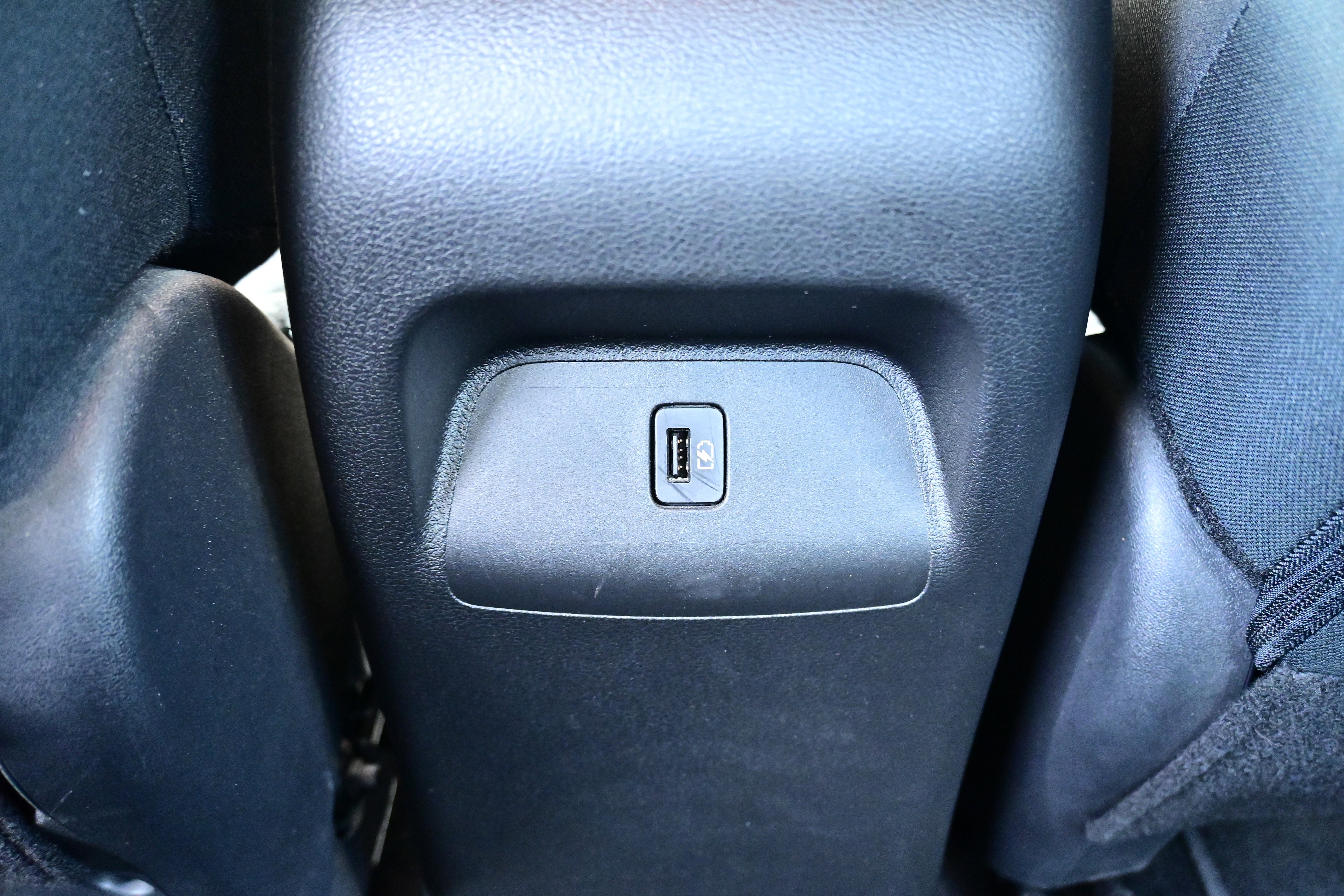 Used 2024 Nissan Sentra SV FWD image 13