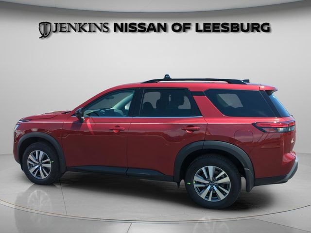 New 2026 Nissan Pathfinder SL FWD image 10