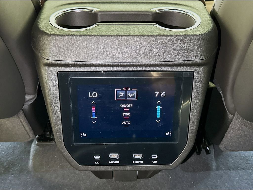 New 2026 GMC Yukon XL Denali Ultimate image 14