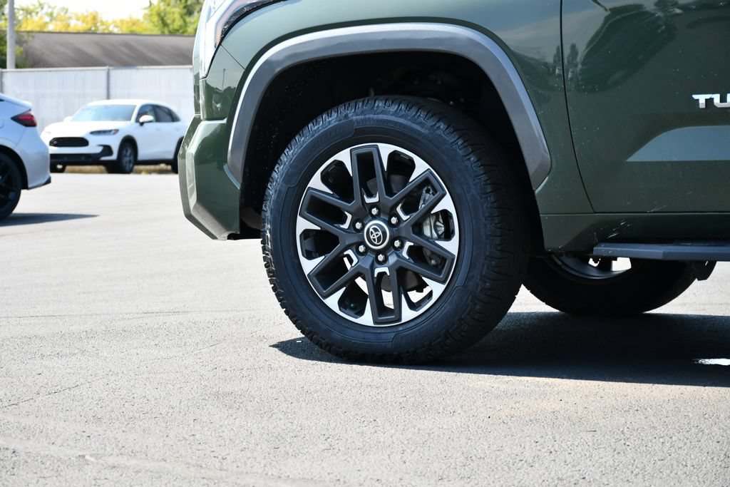 Used 2022 Toyota Tundra Limited AWD/4WD image 12