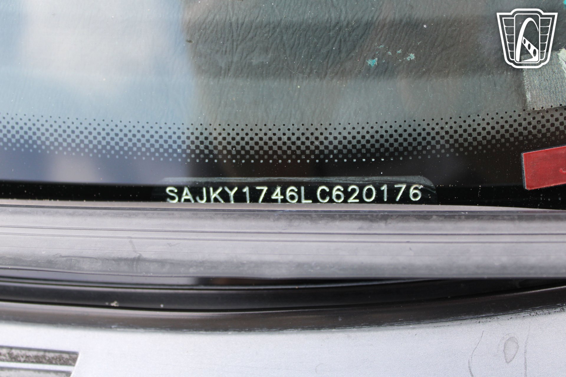 Used 1990 Jaguar XJ Vanden Plas image 33