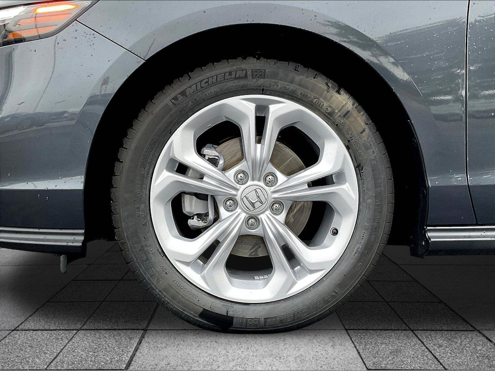 Used 2025 Honda Accord LX image 36