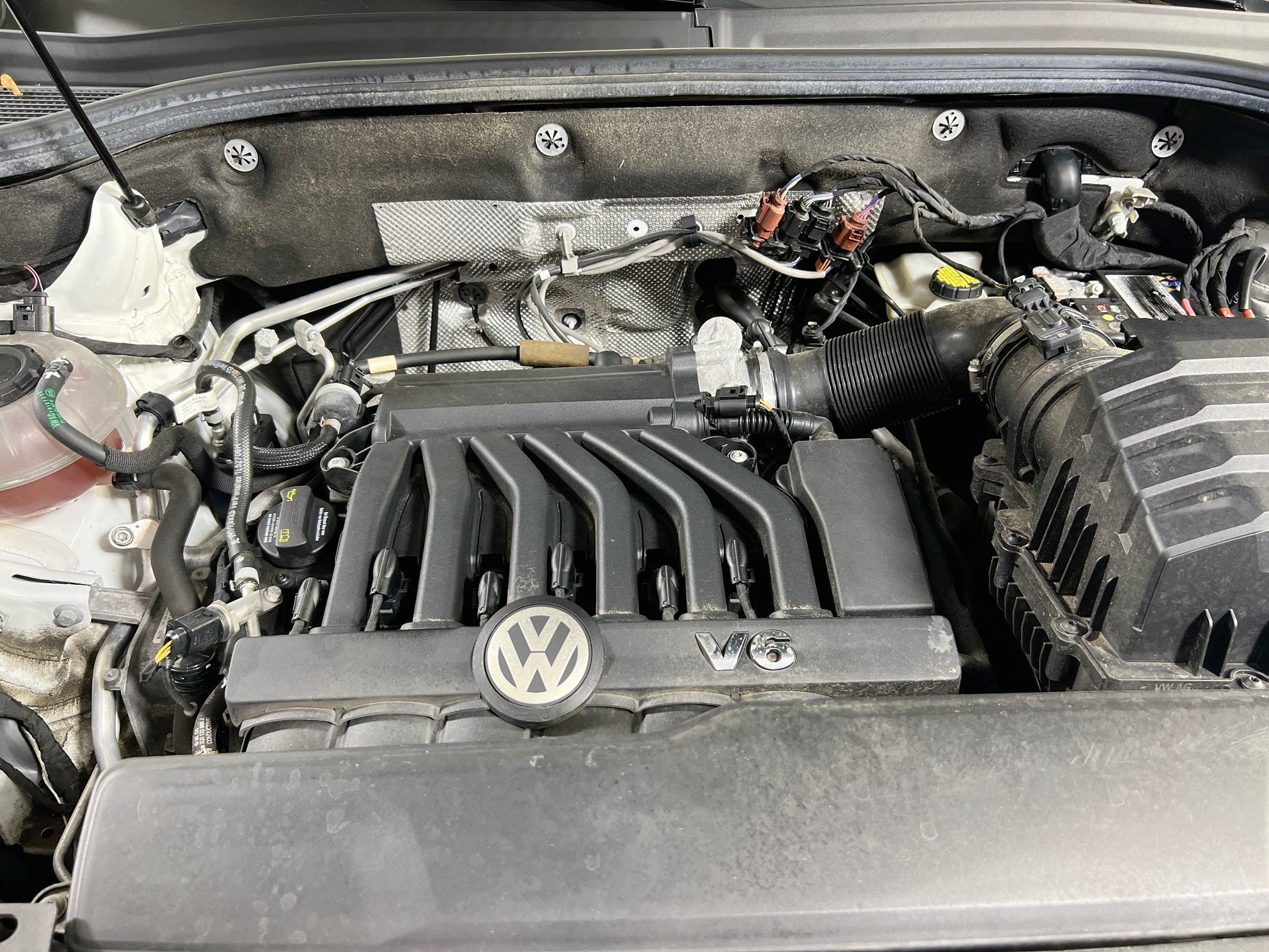Used 2021 Volkswagen Atlas SEL Premium AWD/4WD image 32