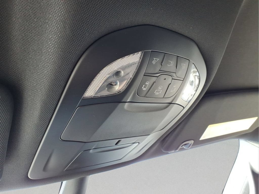 New 2026 Chrysler Pacifica Select FWD image 19