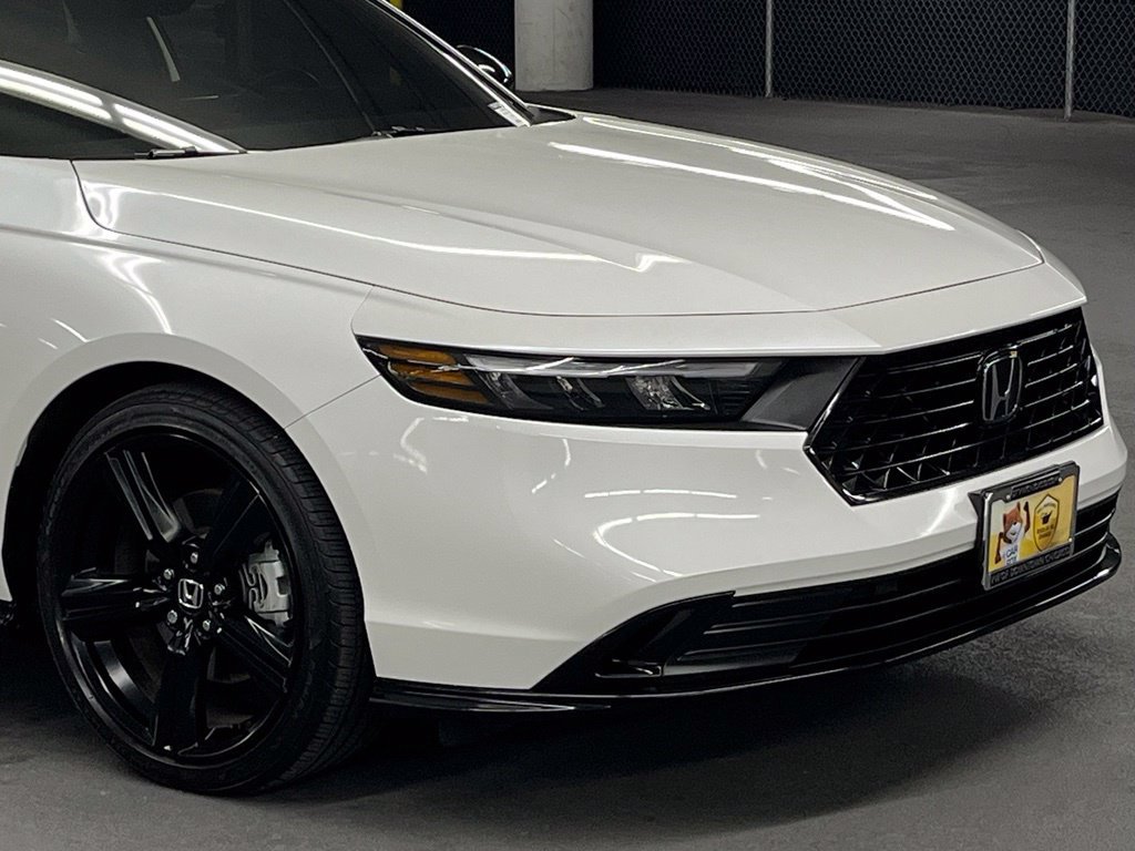 Used 2025 Honda Accord Sport image 36