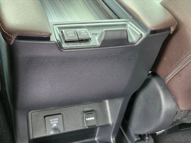 Certified 2024 Toyota Sienna Platinum AWD/4WD image 19
