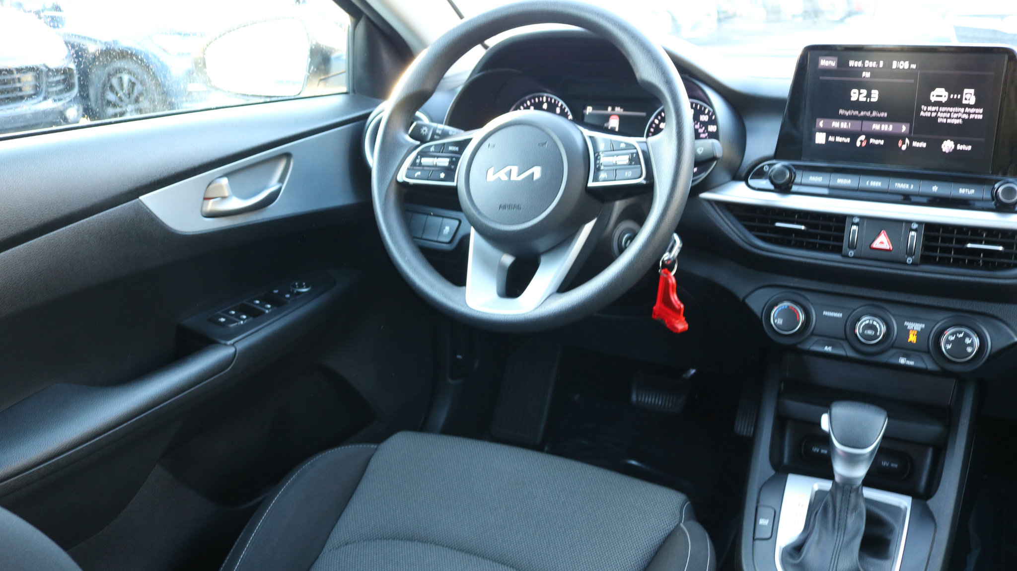 Used 2023 Kia Forte LXS image 25