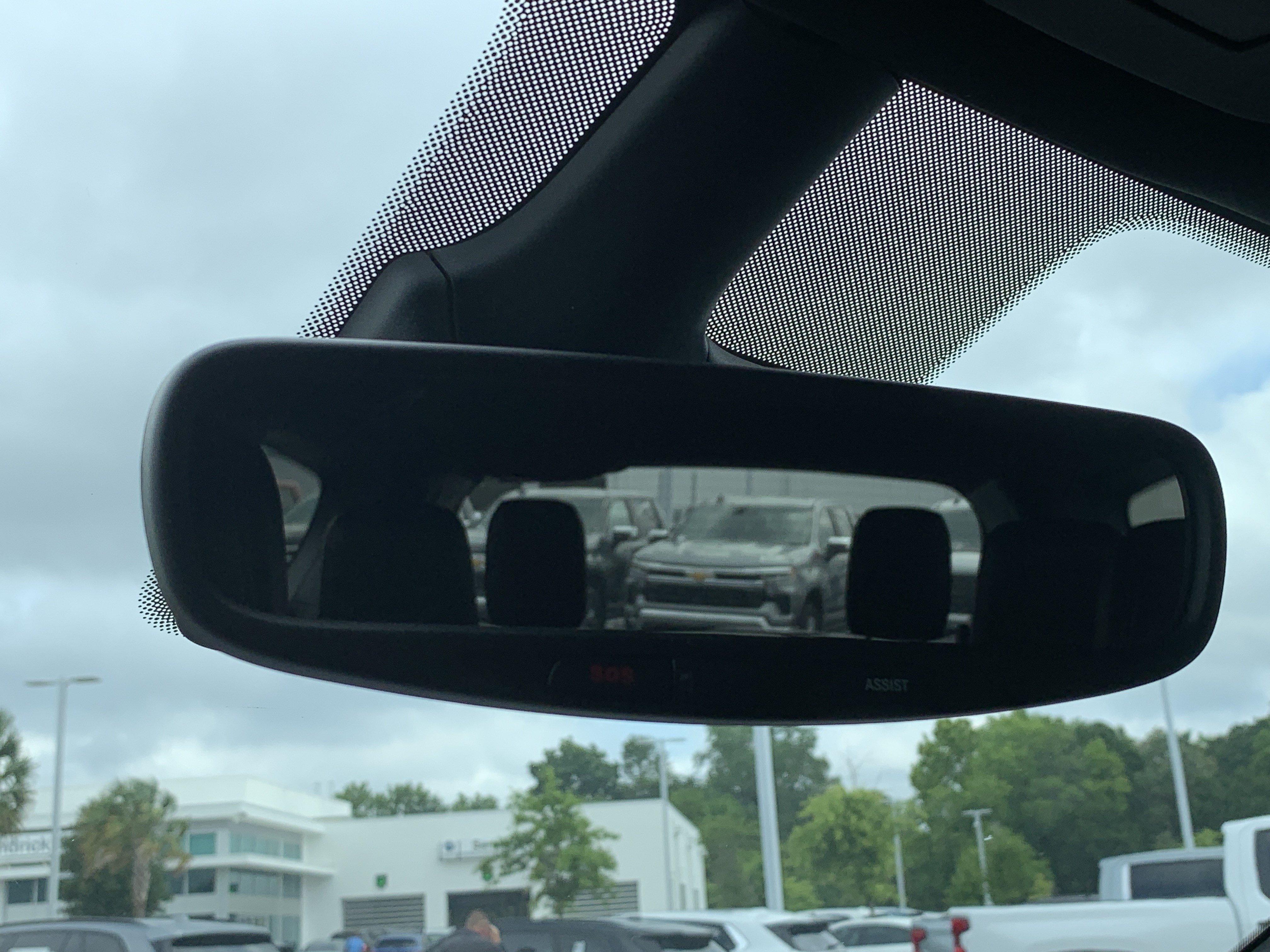 New 2027 Chrysler Pacifica Select FWD image 29