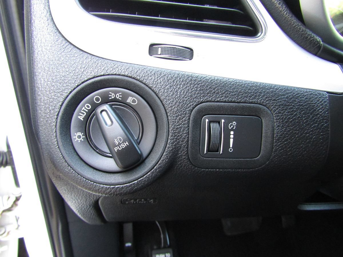 Used 2019 Dodge Journey GT w/ Nav & Sun Group AWD/4WD image 11