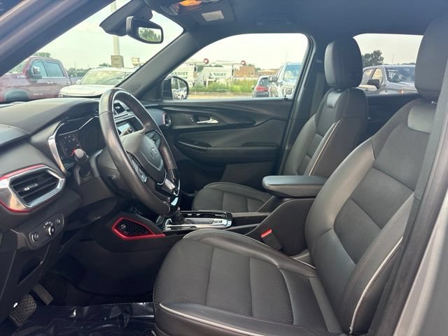Used 2023 Chevrolet TrailBlazer RS w/ Convenience Package AWD/4WD image 12