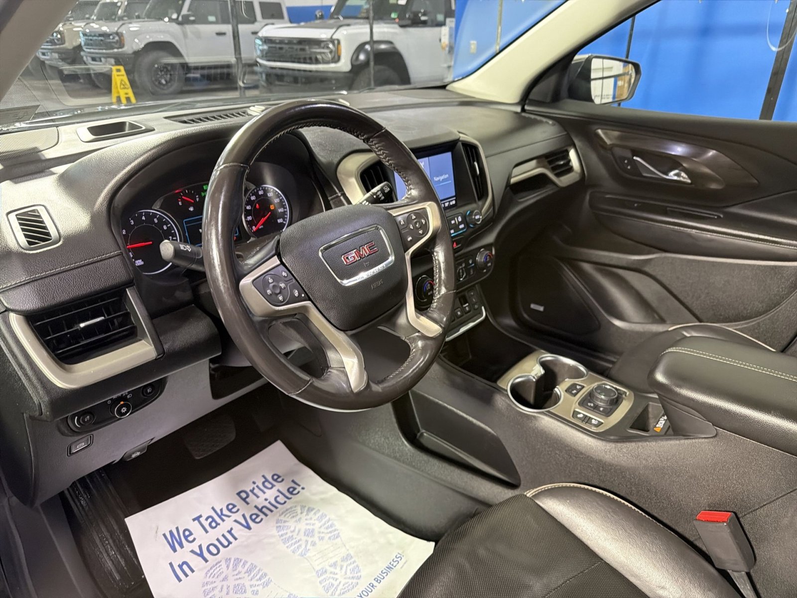 Used 2018 GMC Terrain Denali w/ Advanced Safety Package AWD/4WD image 22