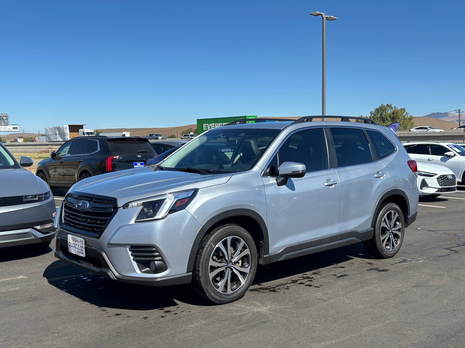 Used 2023 Subaru Forester Limited AWD/4WD image 23