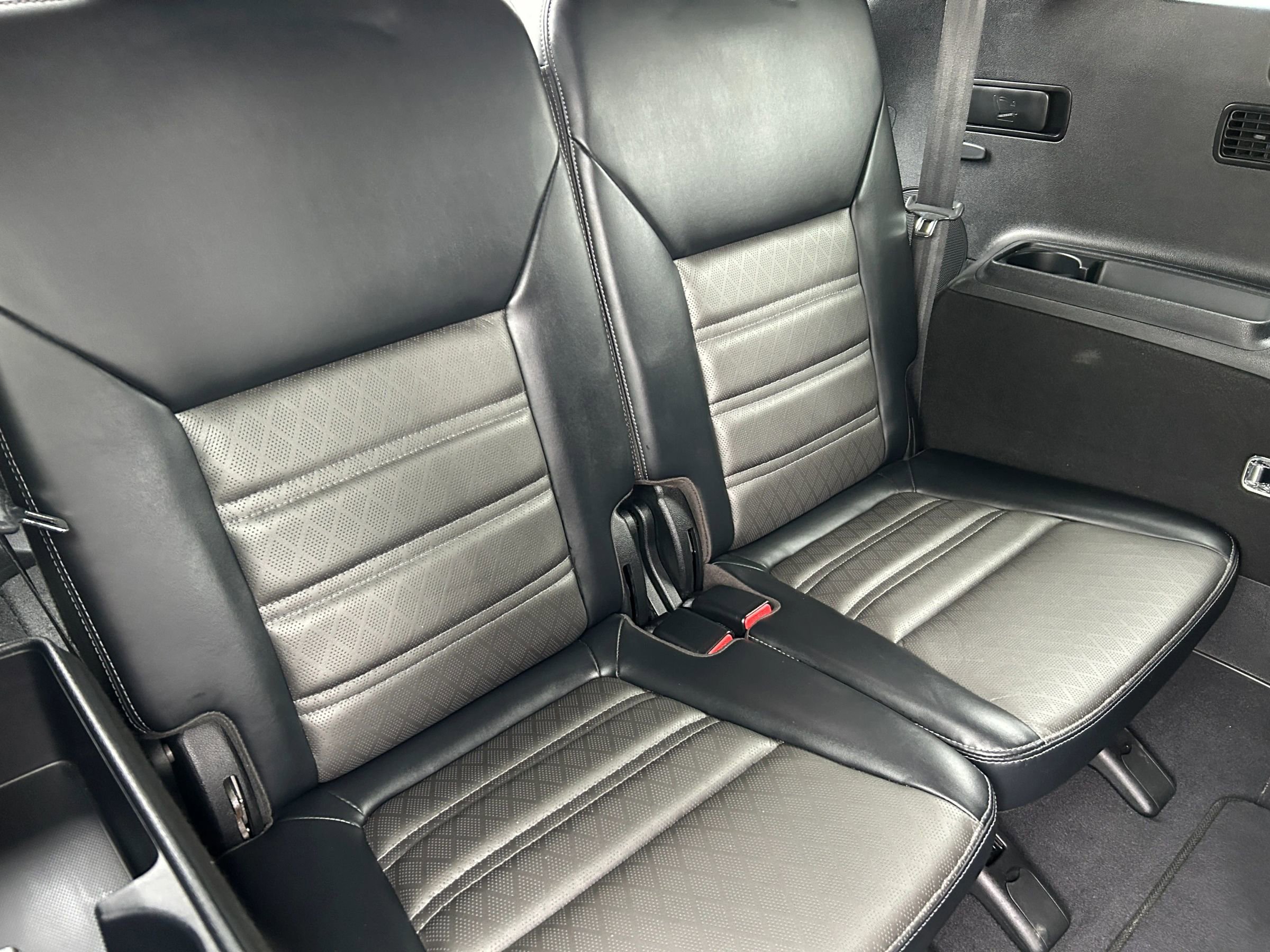 Used 2019 Kia Sorento SX image 23