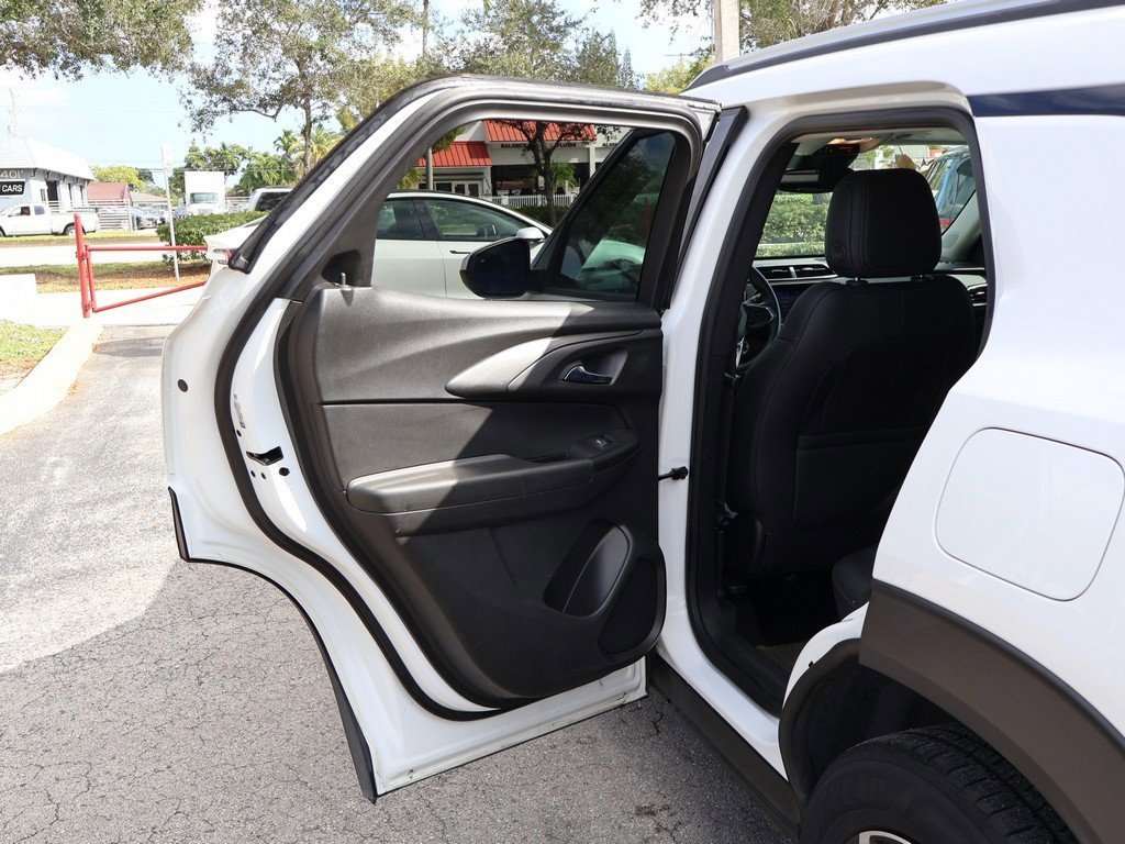 Used 2021 Chevrolet TrailBlazer LT w/ Premium Seating Package image 24