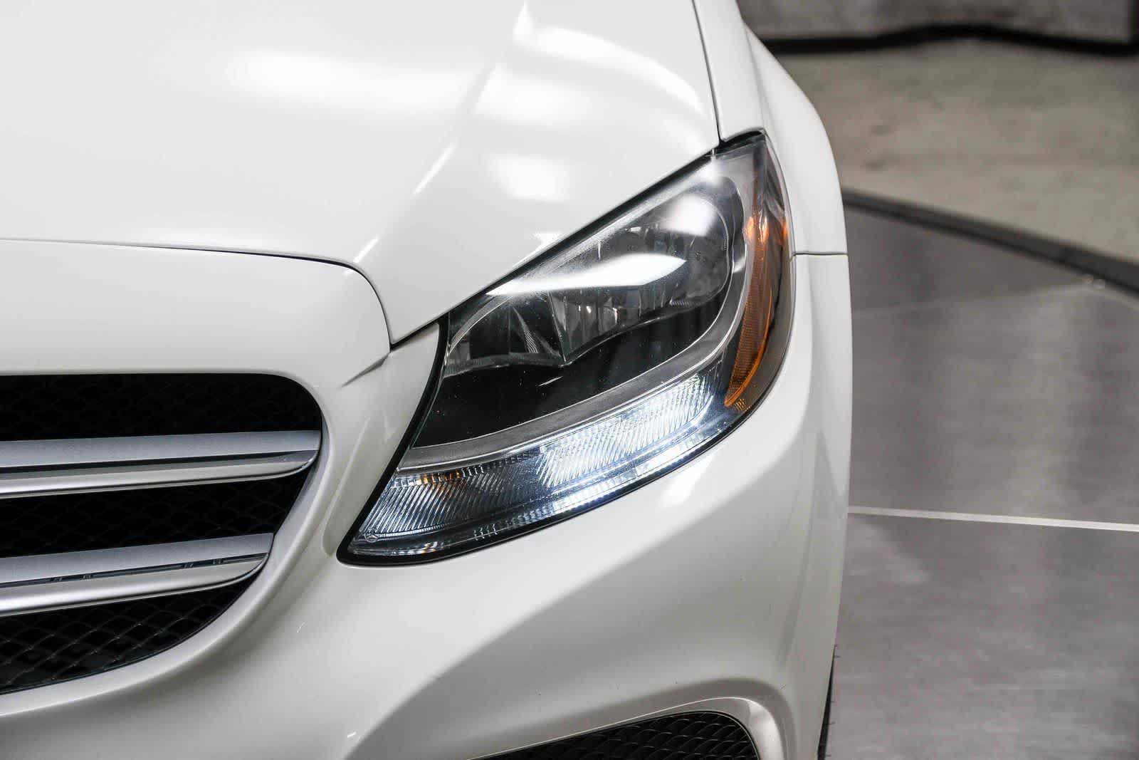 Used 2018 Mercedes-Benz C 300 Sedan image 12