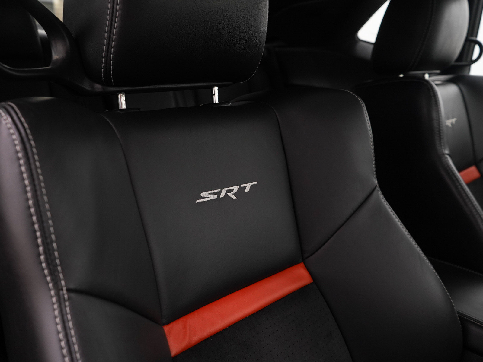 Used 2008 Dodge Challenger SRT8 RWD image 16