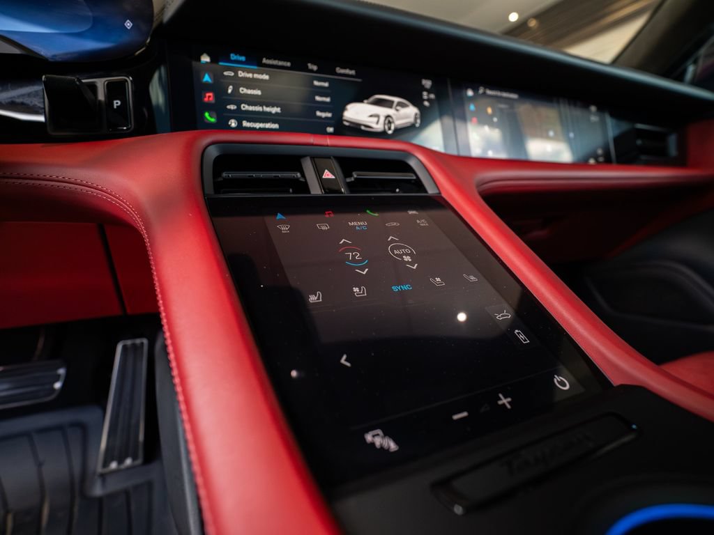 Certified 2023 Porsche Taycan GTS AWD/4WD image 19