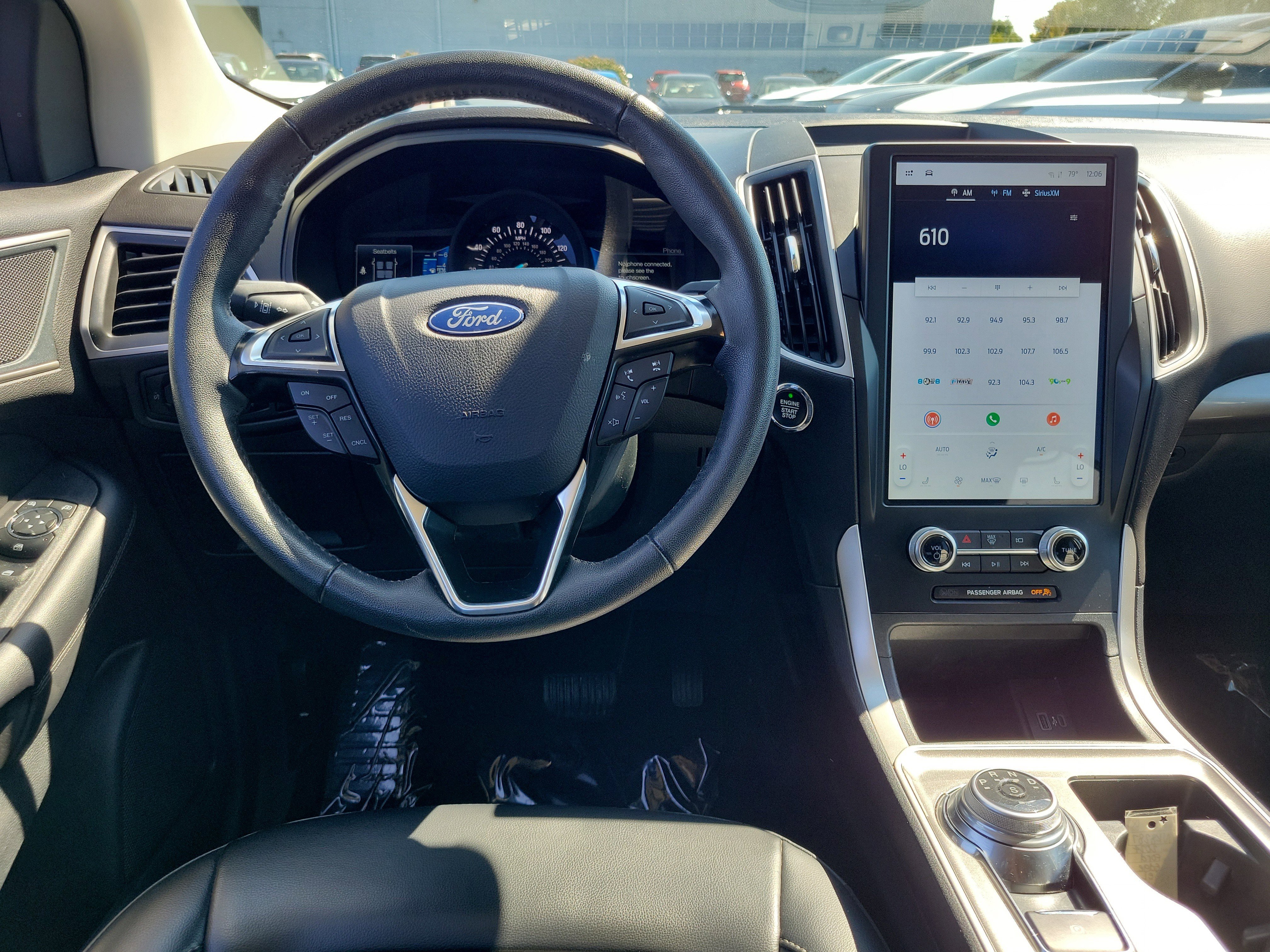 Used 2024 Ford Edge SEL image 10