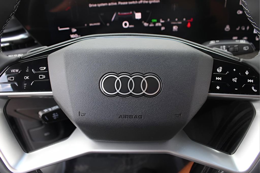 New 2025 Audi Q5 Premium Plus image 18