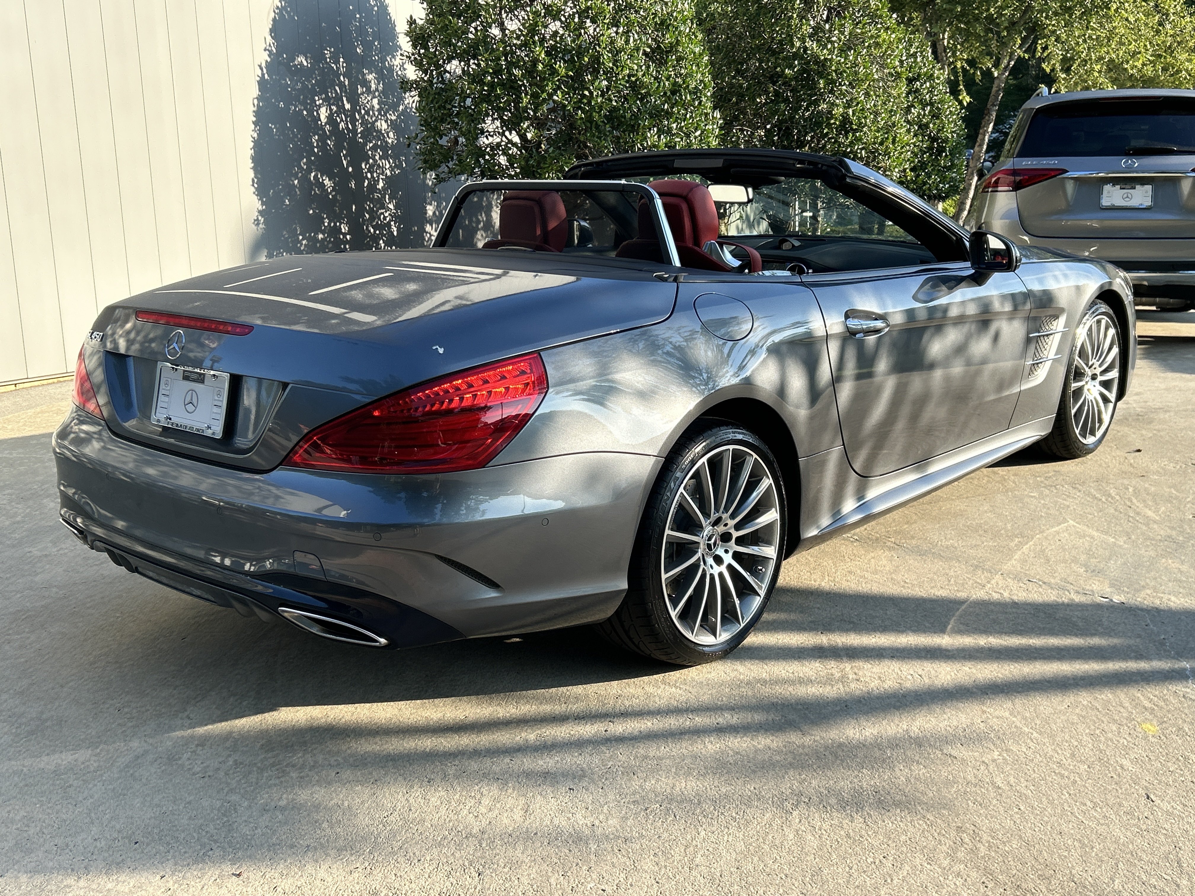 Used 2018 Mercedes-Benz SL 450 image 12